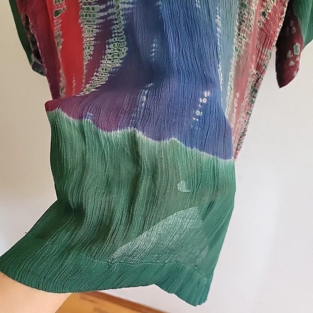 Vintage features top